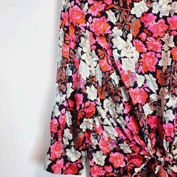 Cinq à Sept Floral Tie-Front Blouse - Pink and White - Picture 7 of 12